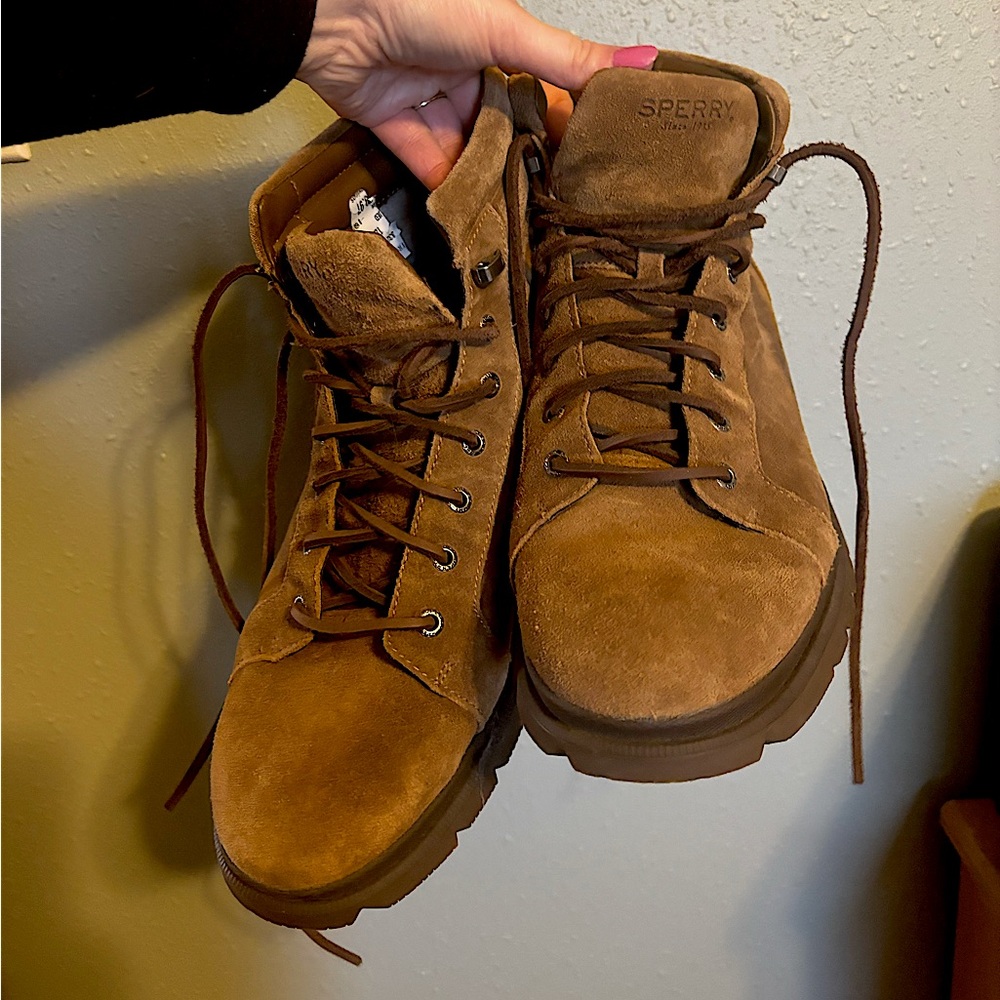Sperry men’s sued waterproof dress boot